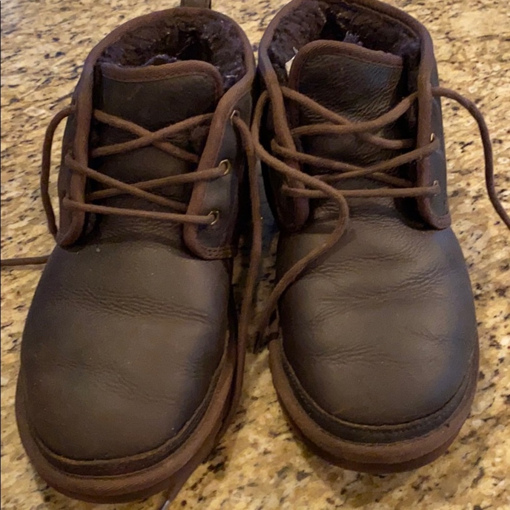Men’s ugg leather boots